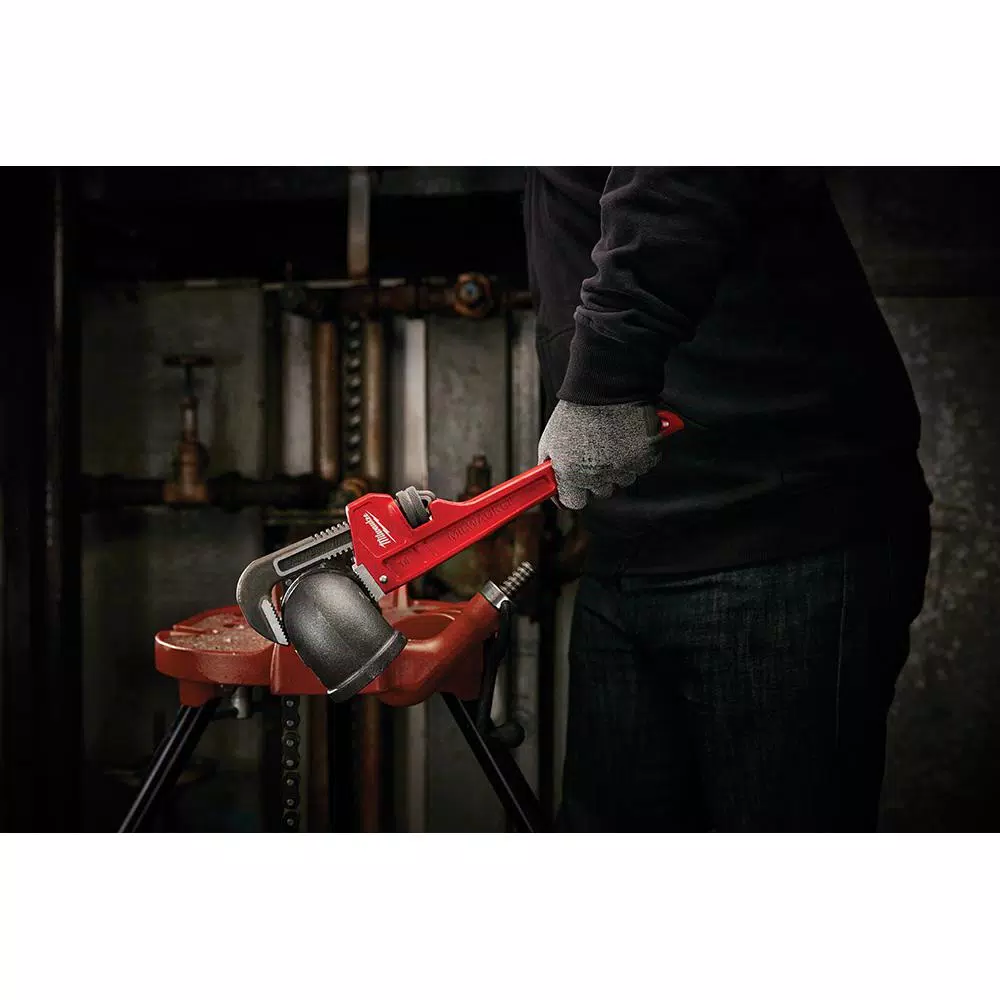 Flash Sale ๐ Milwaukee 14 In. And 18 In. Steel Pipe ๐ง Wrench Set (2-Piece) โ๏ธ - Image 6